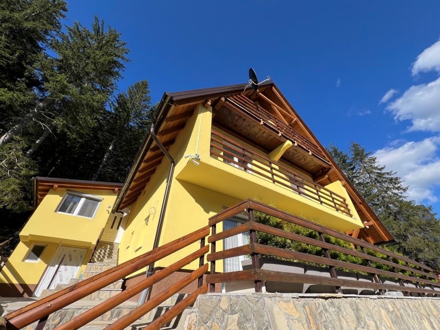 EKSKLUZIVNA PRODAJA! Objekat sa četiri apartmana, Vlašić